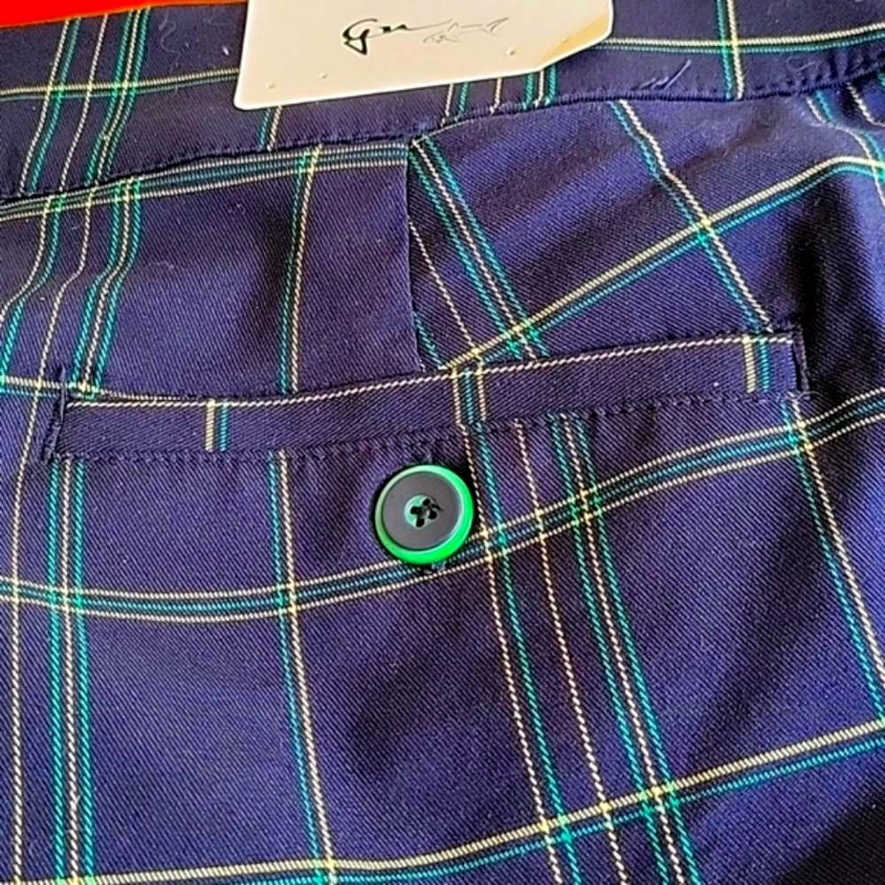 ⛳️👩GOLF SHORTS GREG NORMAN WOMEN'S NAVY/YELLOW w-GREEN PIN STRIPE, PLAID NWT - Picture 10 of 10
